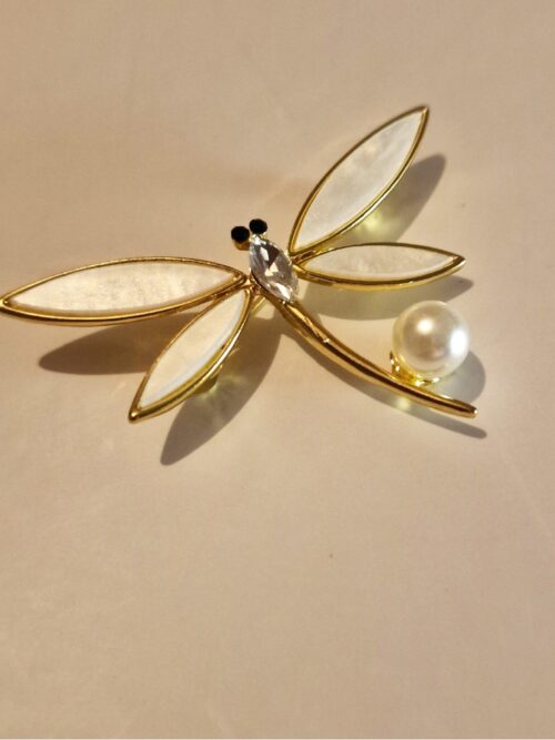 beautiful dragonfly gold plated brooch