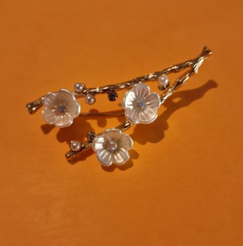 flower twig brooch