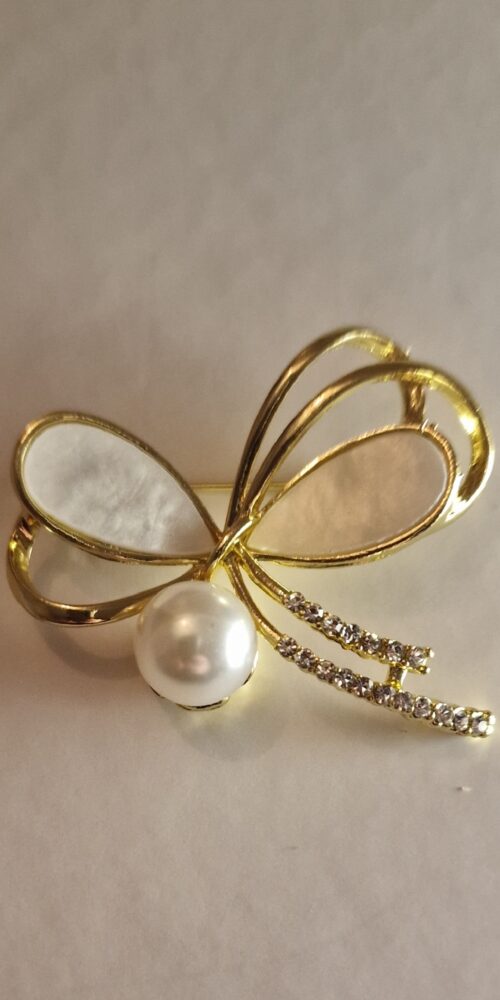 bow style brooch