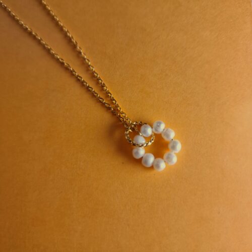 ring pearl necklace