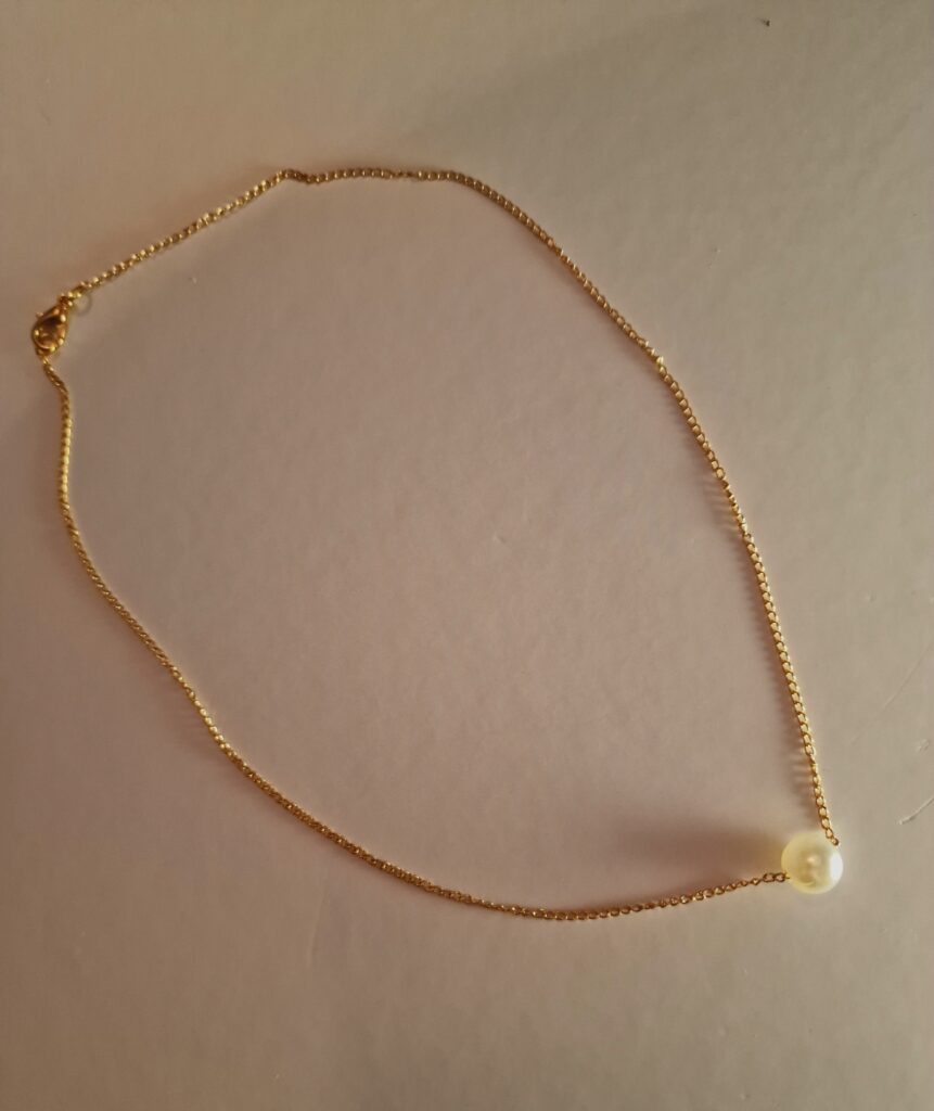 single pearl necklace