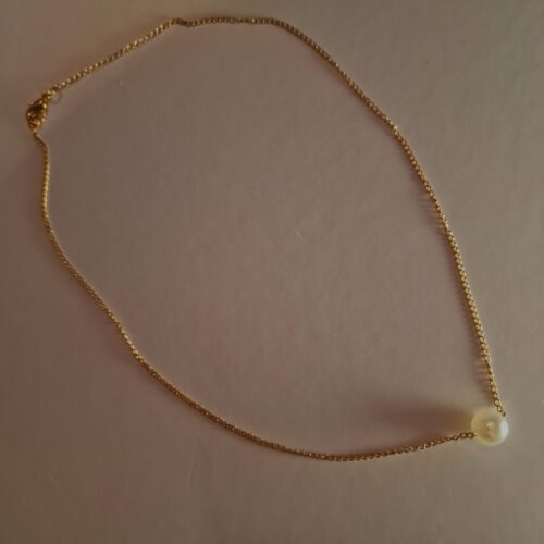 single pearl necklace