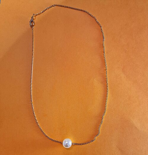 single pearl necklace