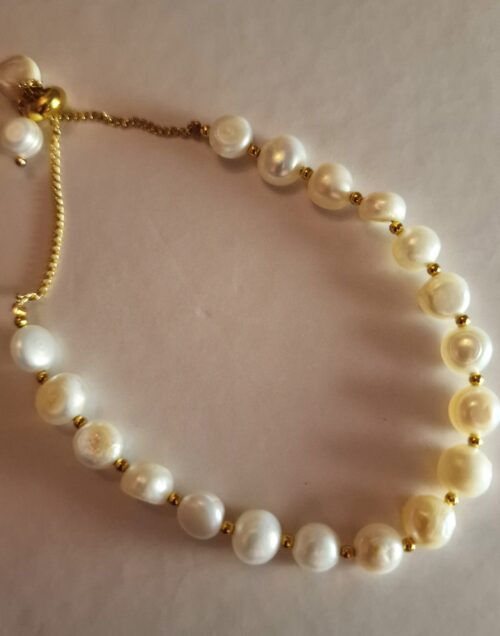 Pearl Style White Bracelet